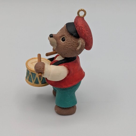 Hallmark Keepsake Fanfare Bear 1991, Tender Touches Collection, Vintage Ornament - Picture 6 of 11